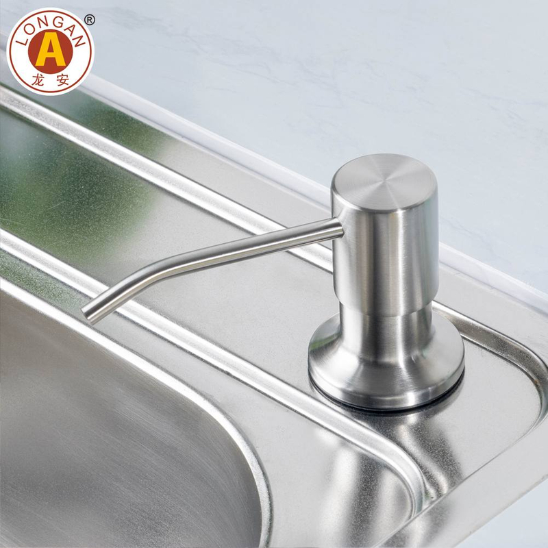 F25-2 Venta caliente Dispensador de jabón líquido de acero sin seguridad